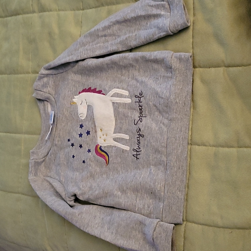 Kidget unicorn sweatshirt
